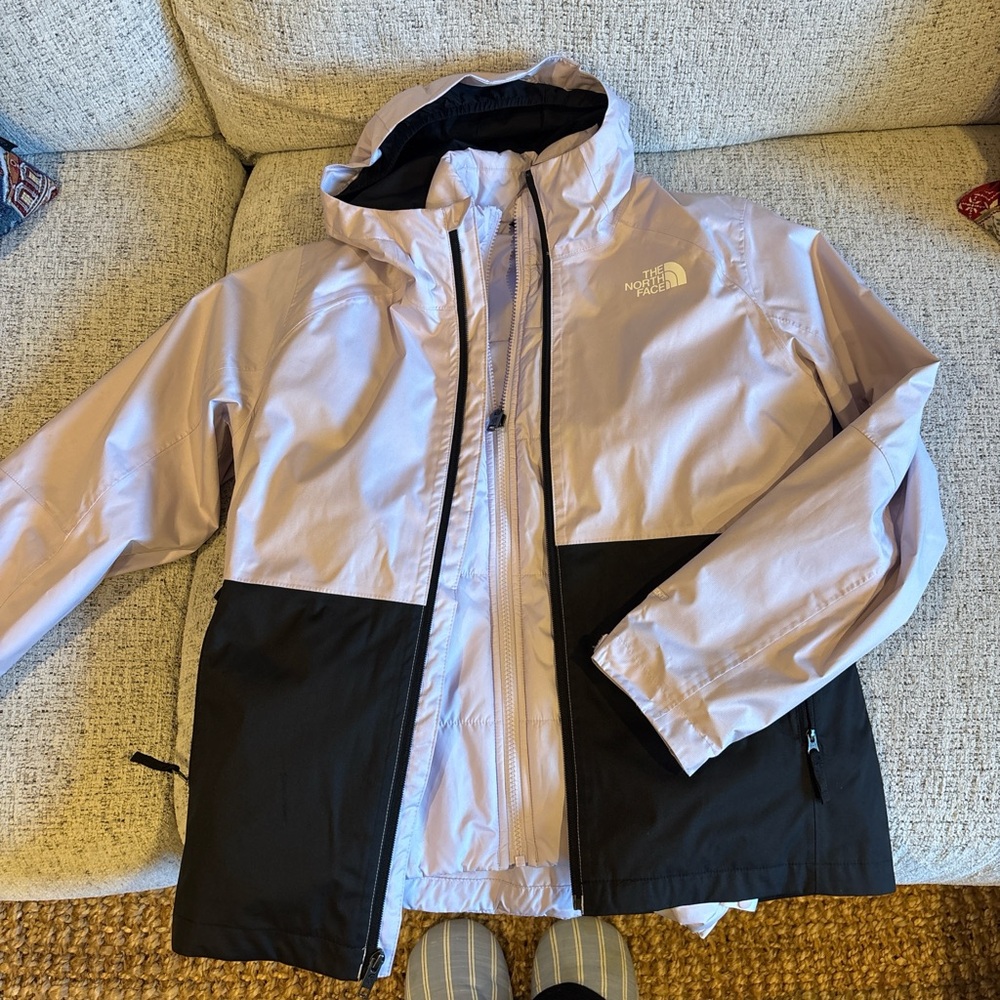 The North Face Kids' Light Purple and Black Raincoat